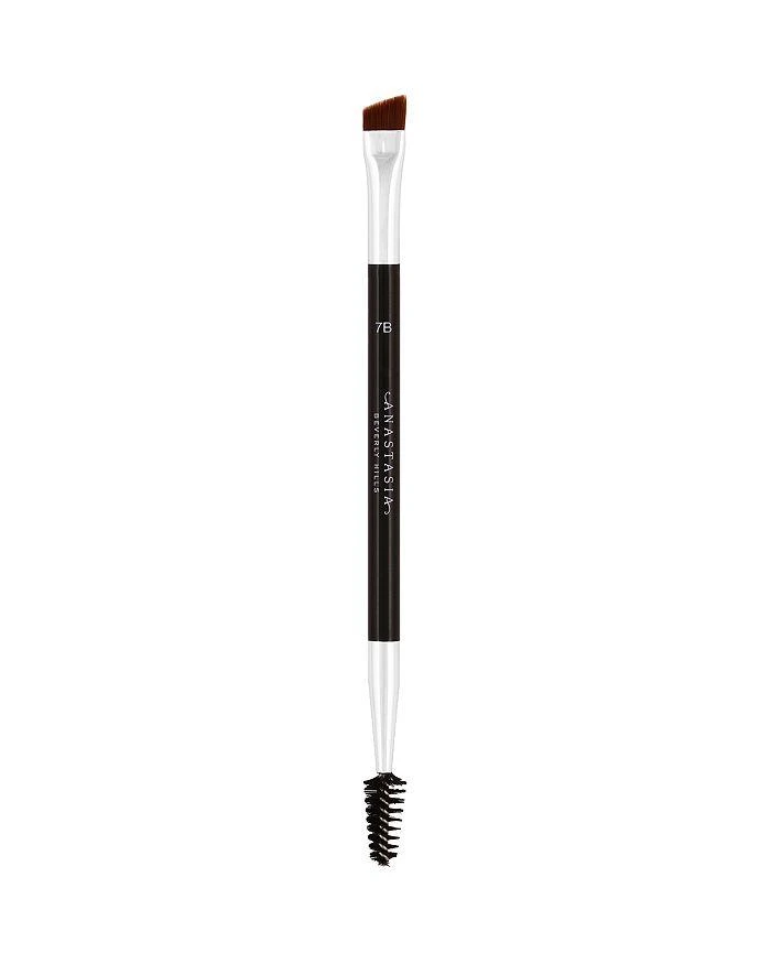 Anastasia Beverly Hills Brush #7B 1