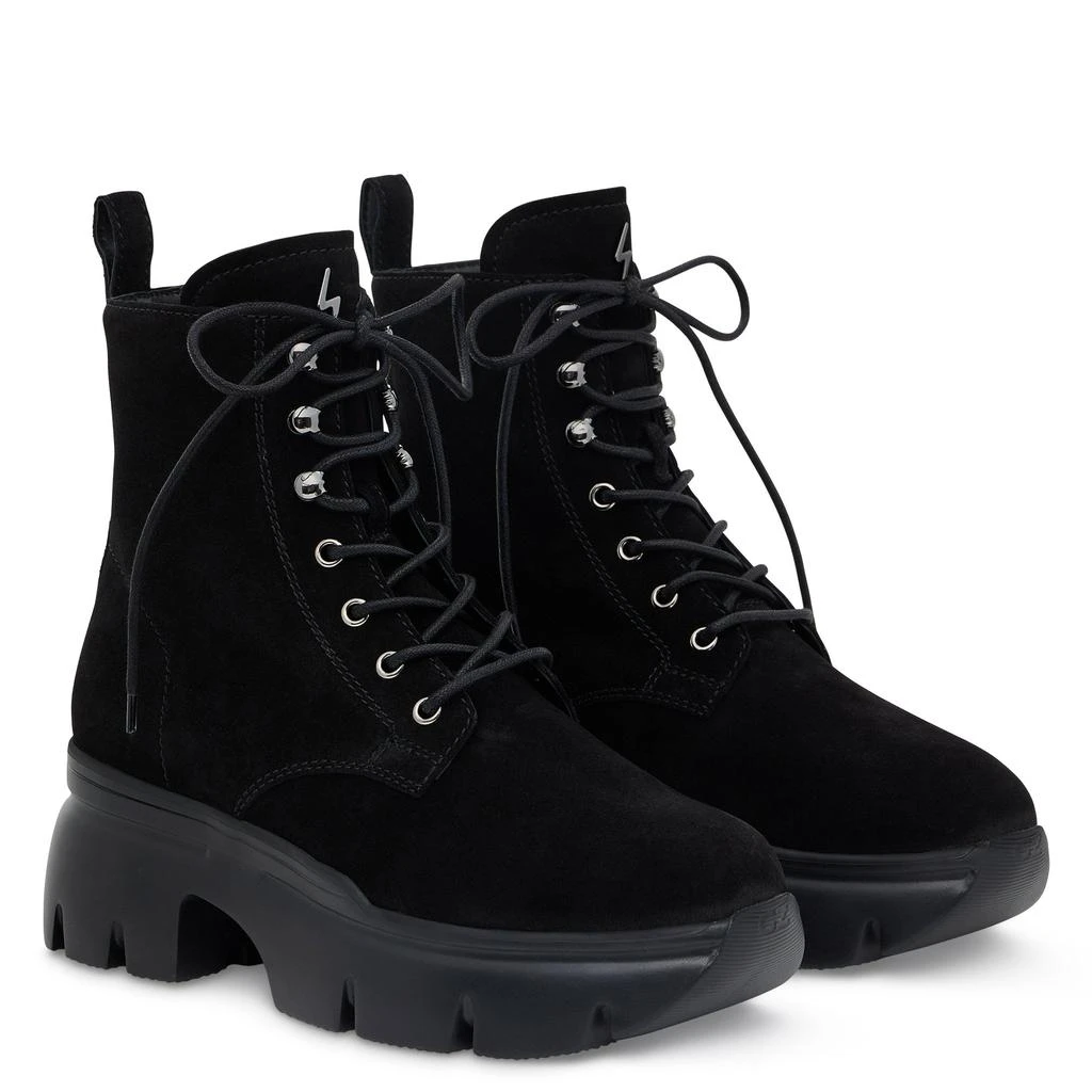 Giuseppe Zanotti Apocalypse 2