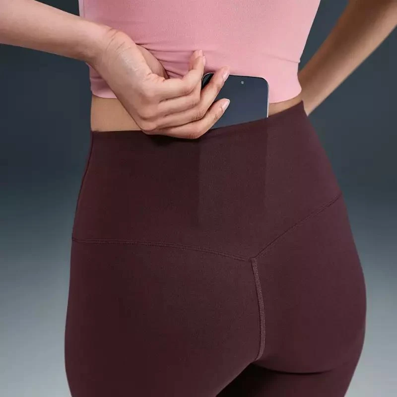 NIKE Nike Women
s Zenvy Gentle-Support High-Waisted 8" Biker Shorts 5