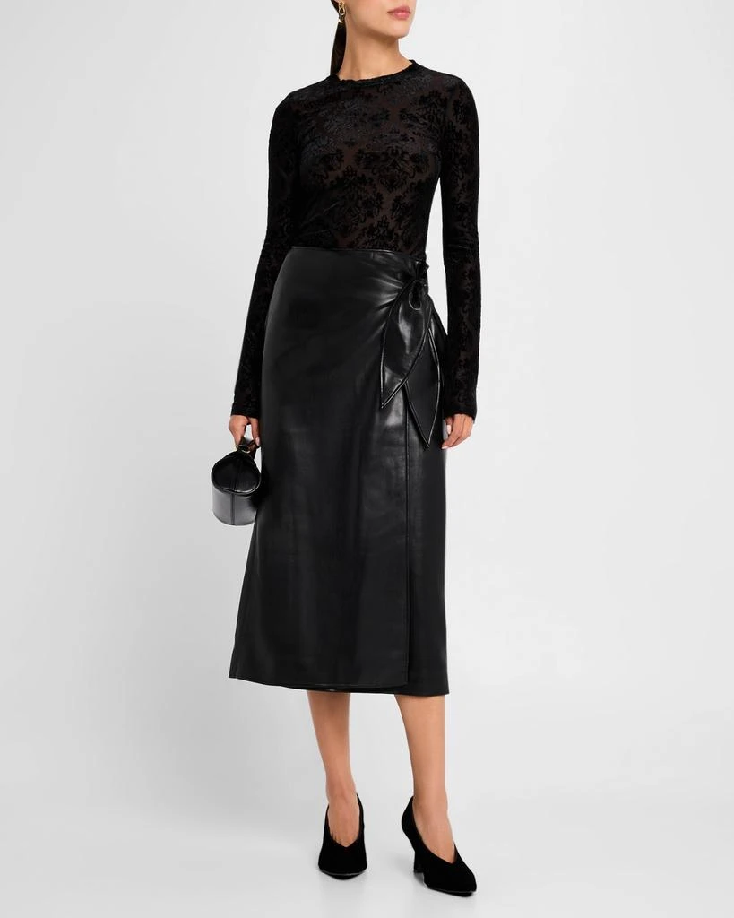 Shop Ogden Faux Leather Wrap Skirt on Sale at BeyondStyle  Get 52% Off  Ogden Faux Leather Wrap Skirt with Limited-Time Flash Deals, Exclusive  Discounts, and Special Offers. Enjoy Unbeatable Savings on