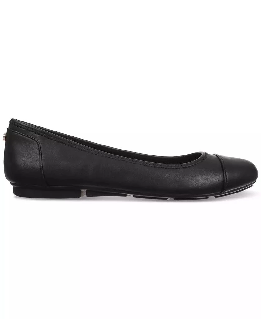 Giani Bernini Women's Taylee Memory Foam Cap Toe Ballet Flats, Created for Macy's 2