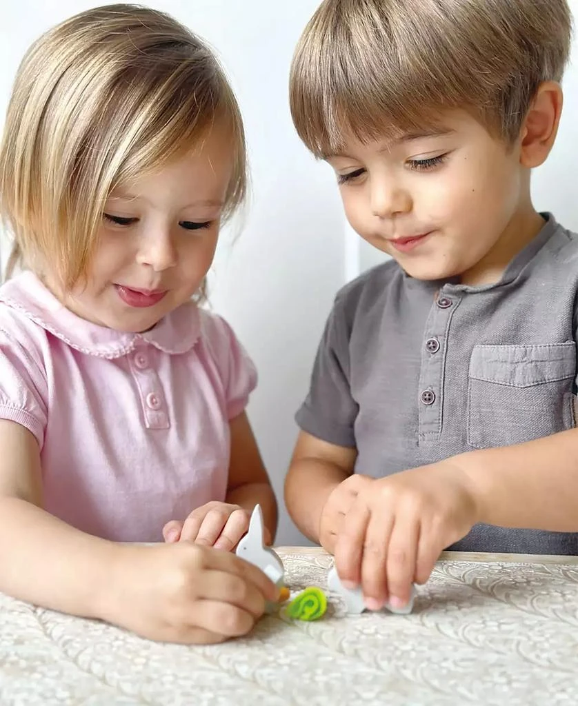 Mentari Toys Doll Family and Pets Bundle 2