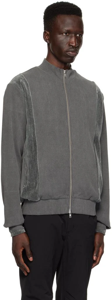 XLIM Gray EP.5 01 Sweater 2