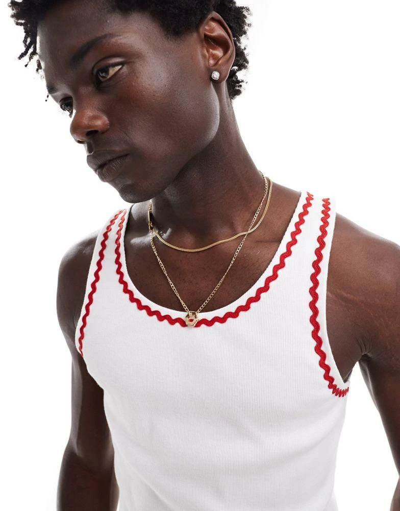 ASOS ASOS DESIGN muscle fit vest in white with red zig-zig tipping 2