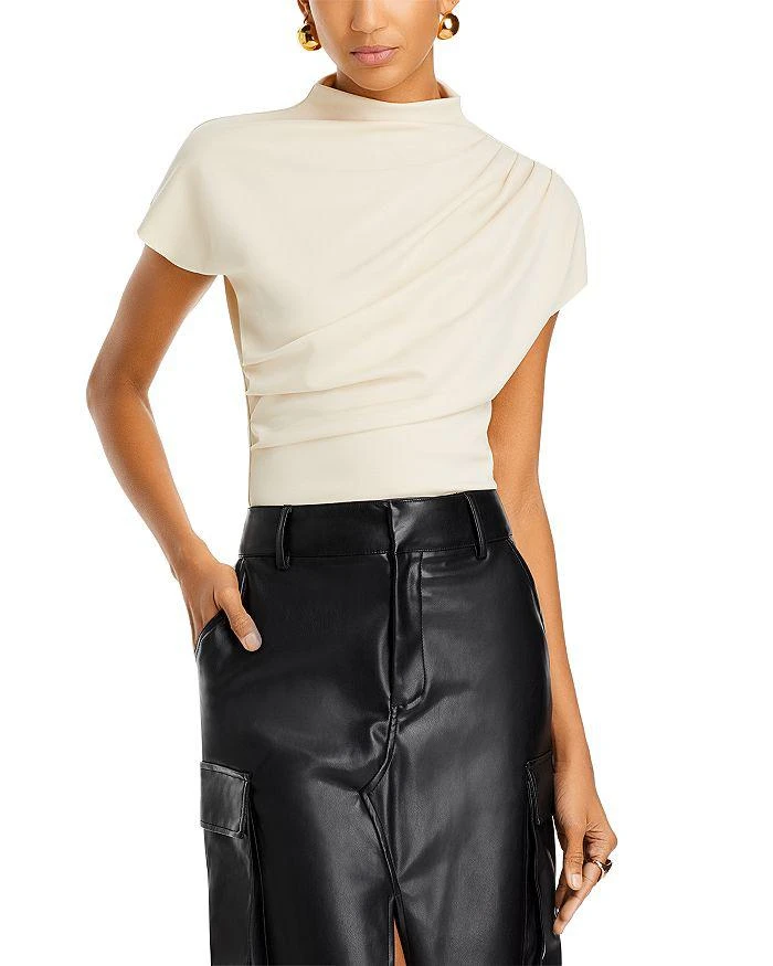 Line & Dot Lennon Top 1