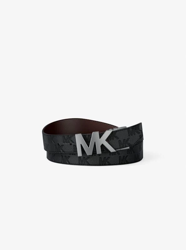 Shop Reversible Logo Buckle Belt on Sale at BeyondStyle  display picture 2