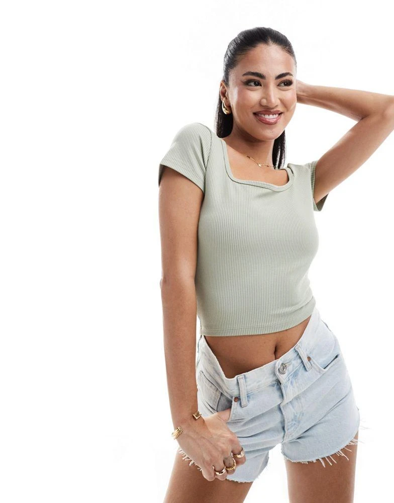 HOLLISTER Hollister square neck ribbed t-shirt in green 1
