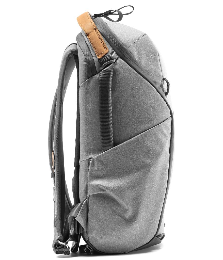 Peak Design 15 L Everyday Backpack Zip