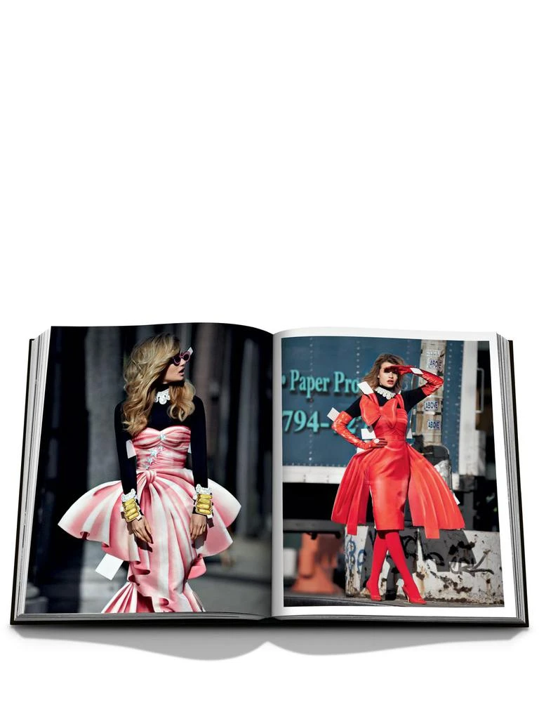 Assouline Moschino 3