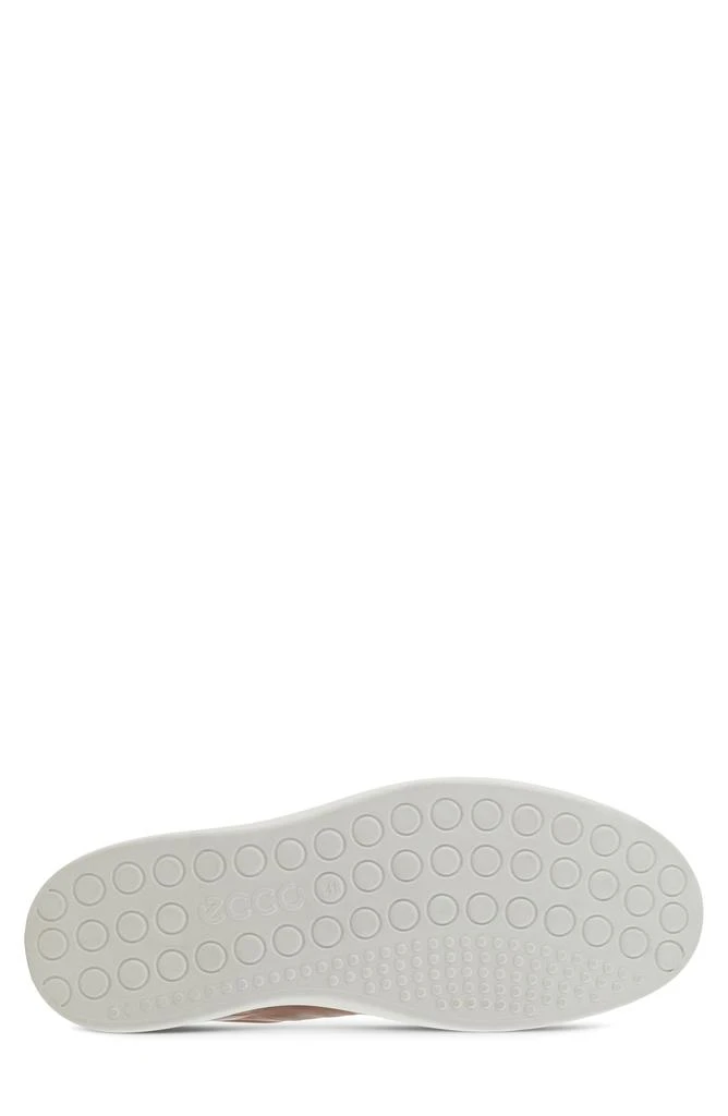 ECCO Soft Classic Sneaker 5