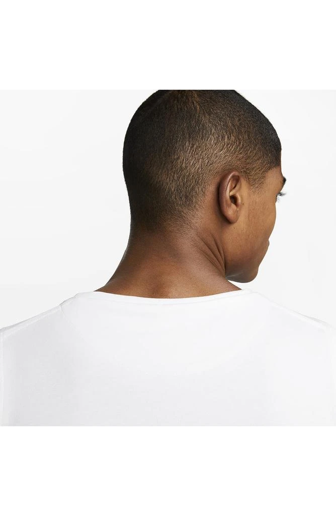 NIKE Dri-FIT Primary Training Tank 5