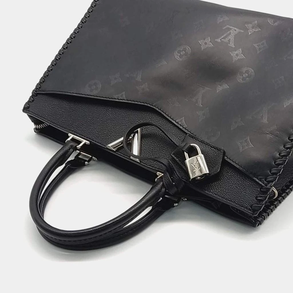 Louis Vuitton Louis Vuitton Berry Zipper Tote and Shoulder Bag 3