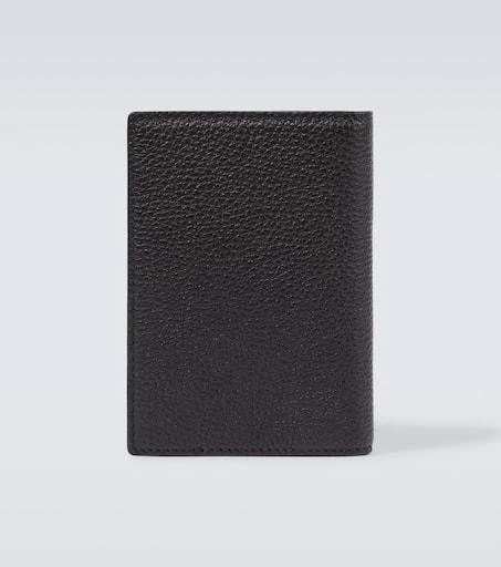 Gucci Logo leather passport holder 3