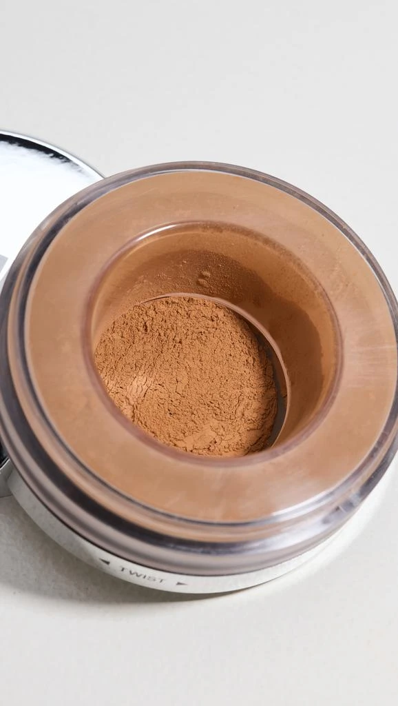 UOMA Beauty Trippin Smooth Powder 2