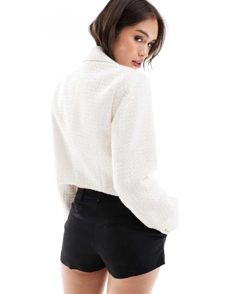 Abercrombie & Fitch Abercrombie & Fitch crop tweed blazer in cream 2