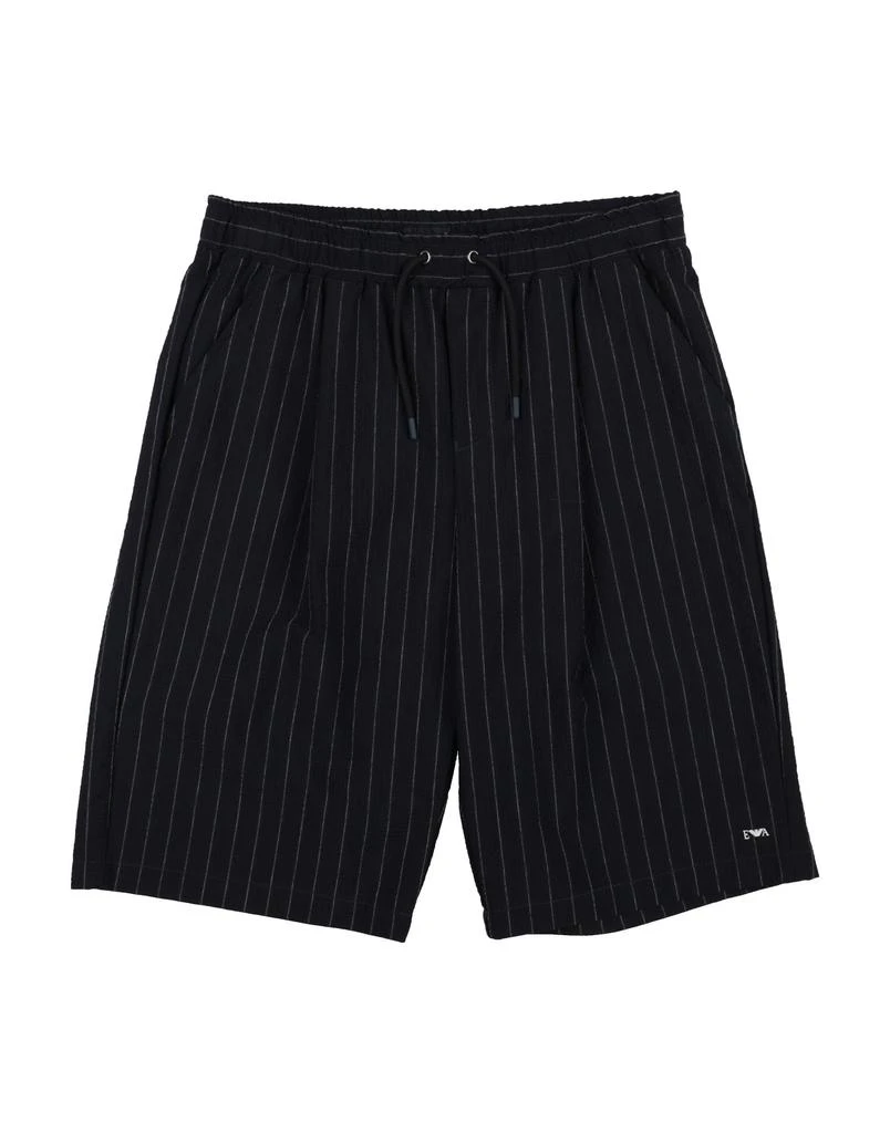 Emporio Armani Shorts 
Bermuda