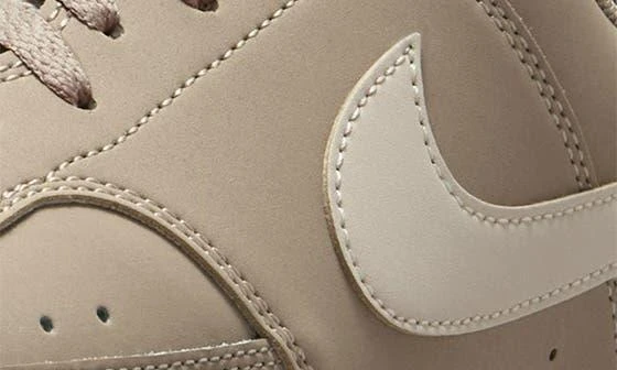NIKE Court Vision Low Sneaker 7