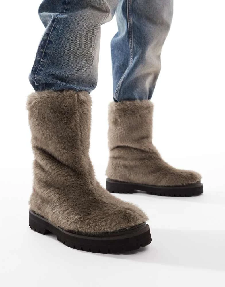 ASOS ASOS DESIGN pull on boots in brown faux fur 1