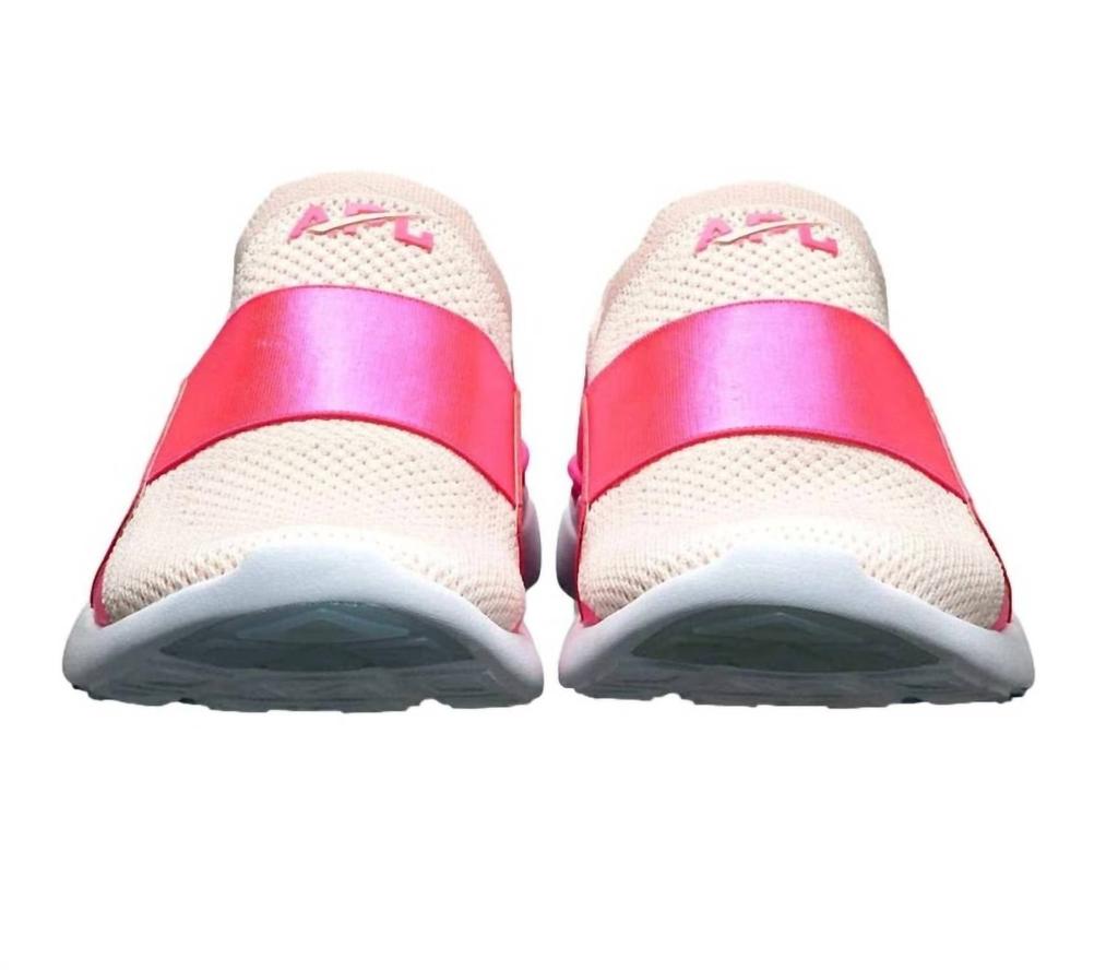 APL Women's Techloom Bliss Shoe In Creme/fusion Pink/white