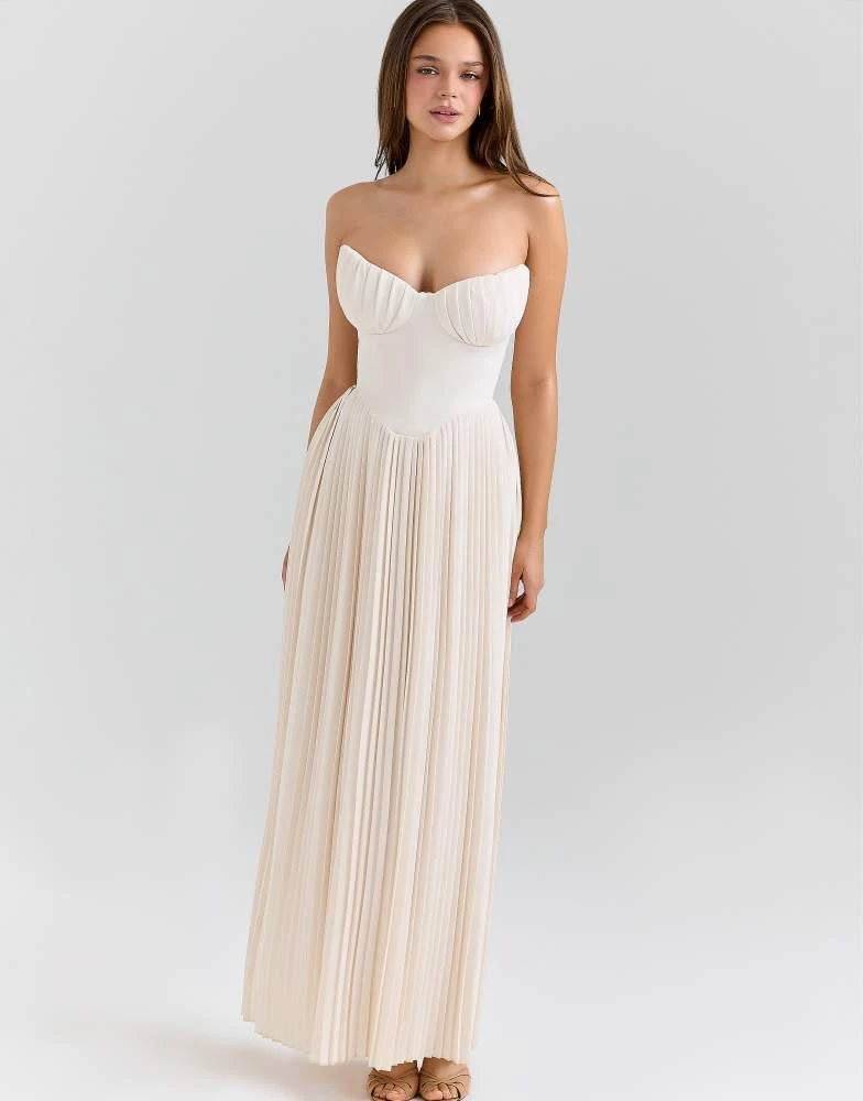House of CB House of CB Marcella ivory georgette pleated maxi dress in  ivory - Dresses & Skirts - Compare Prices from 8+ Stores - Free Shipping -  BeyondStyle