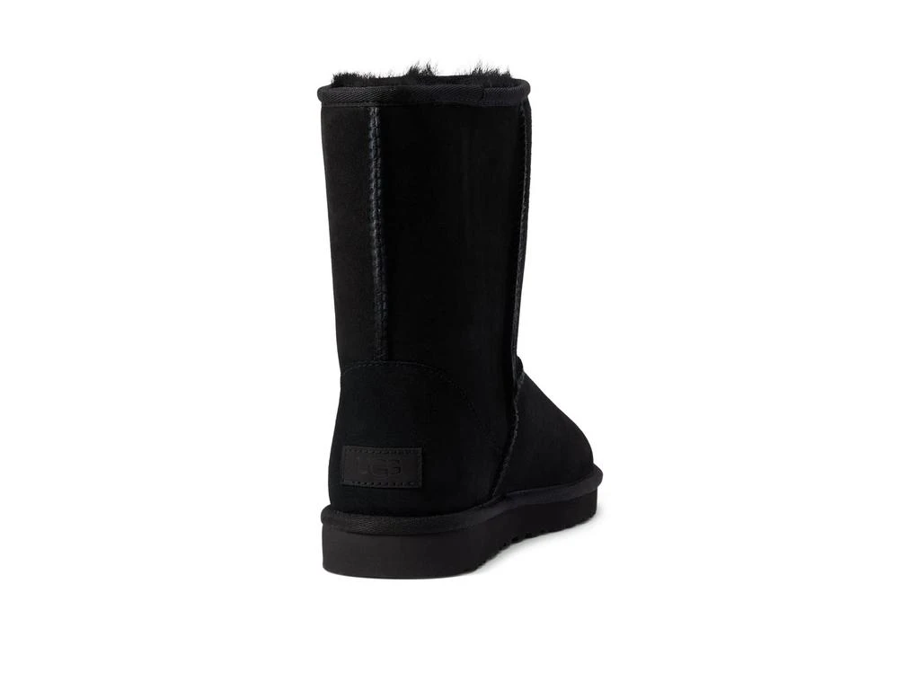 UGG Classic Short II 5