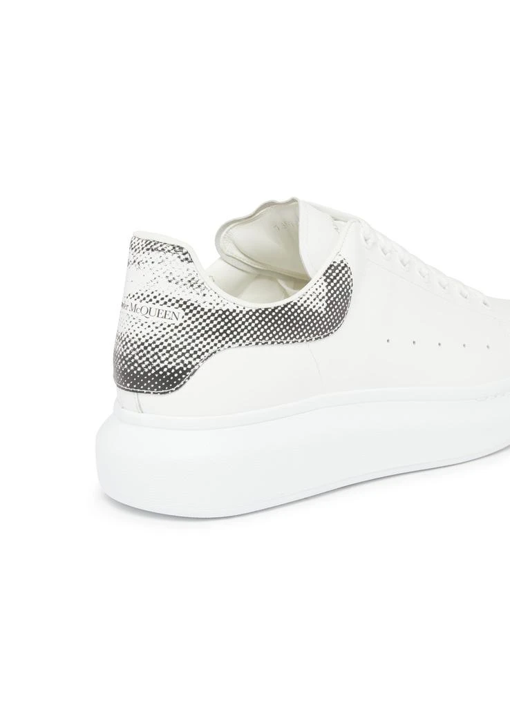 Alexander McQueen Oversize sneakers 7