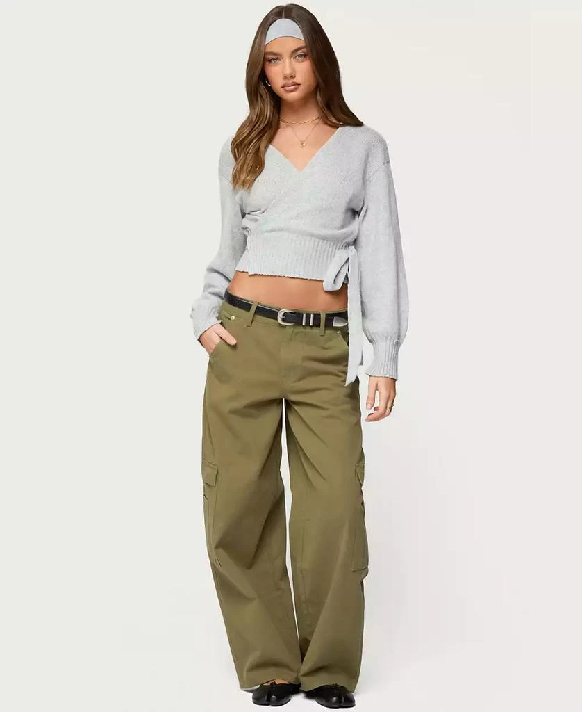 Edikted Women
s Jadah Low Rise Baggy Cargo Pants 3