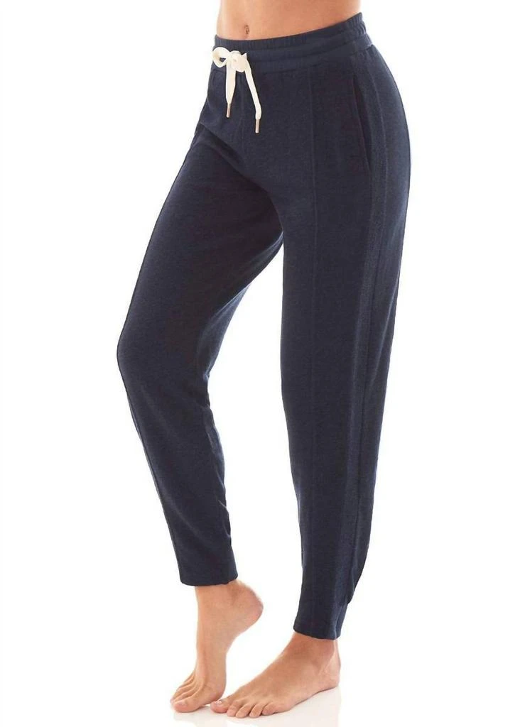 Maaji Maaji - Navy Hibiscus Jogger 2