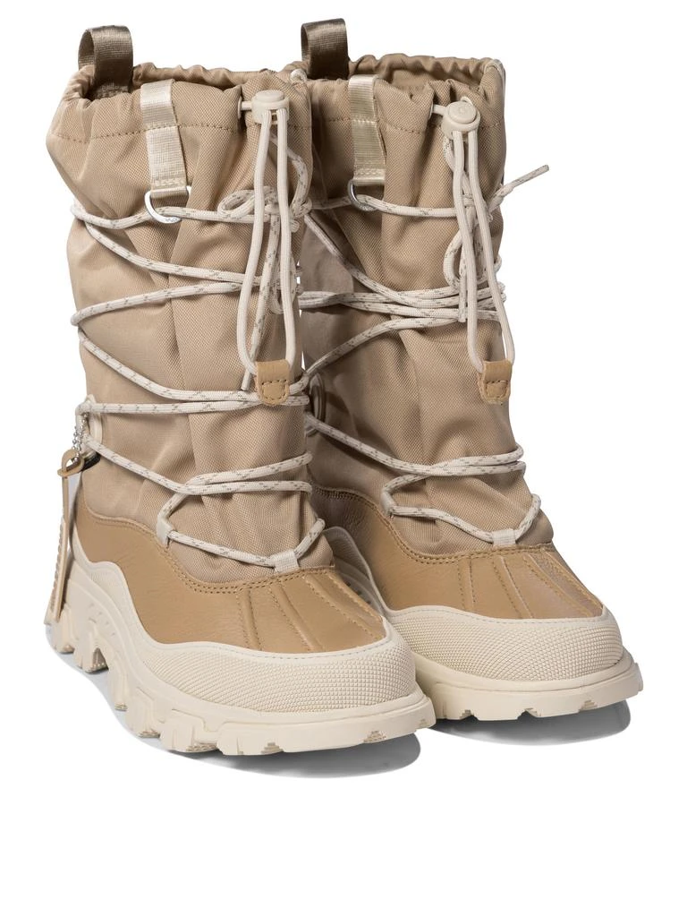 UGG ANKLE BOOTS 2