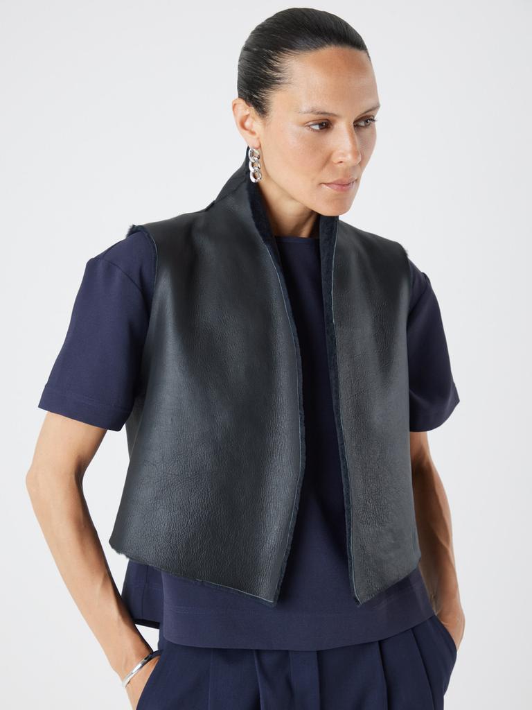 Gushlow & Cole Natural edge short shearling gilet