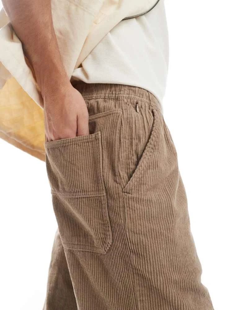 Pull&Bear Pull&Bear wide leg corduroy  trouser in beige 2