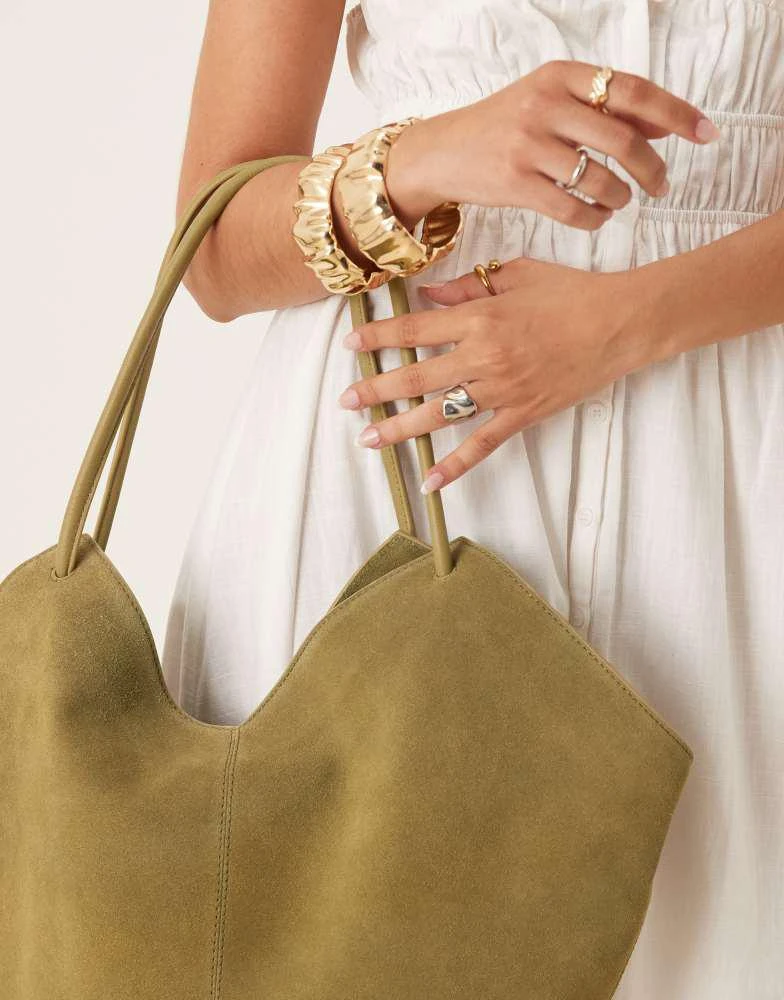 ASOS ASOS DESIGN suede tubular handle vase tote bag in olive 3