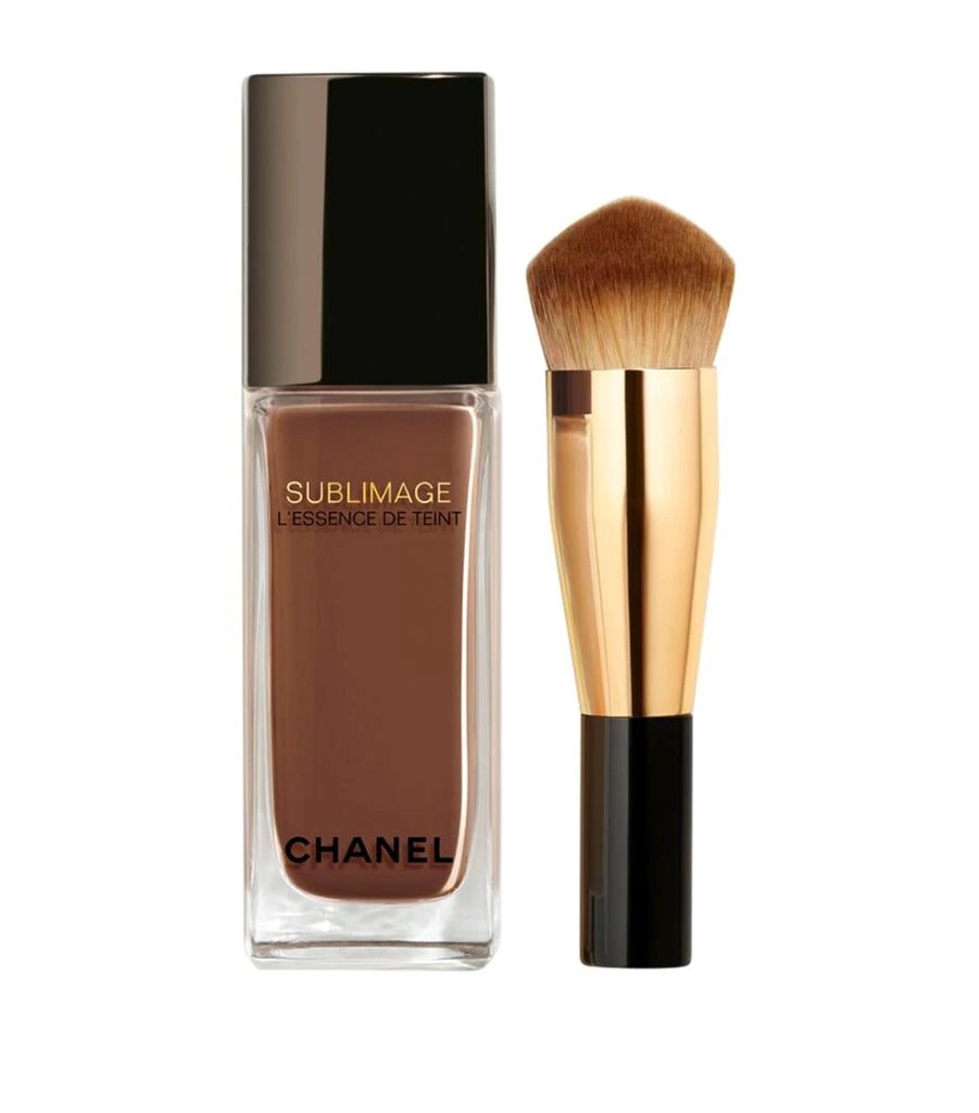 Chanel SUBLIMAGE L'ESSENCE DE TEINT Ultimate Radiance-Generating Serum Foundation 1