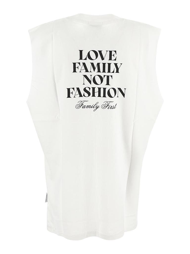 Family First tshirt man