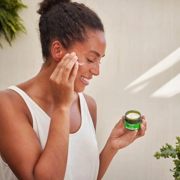 Weleda Weleda Skin Food Face Care Nourishing Day Cream 40ml 4