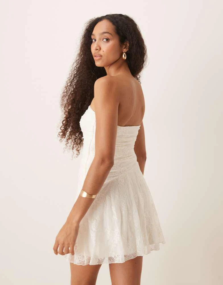 Abercrombie & Fitch Abercrombie & Fitch strapless asymmetric lace mini dress in white 2
