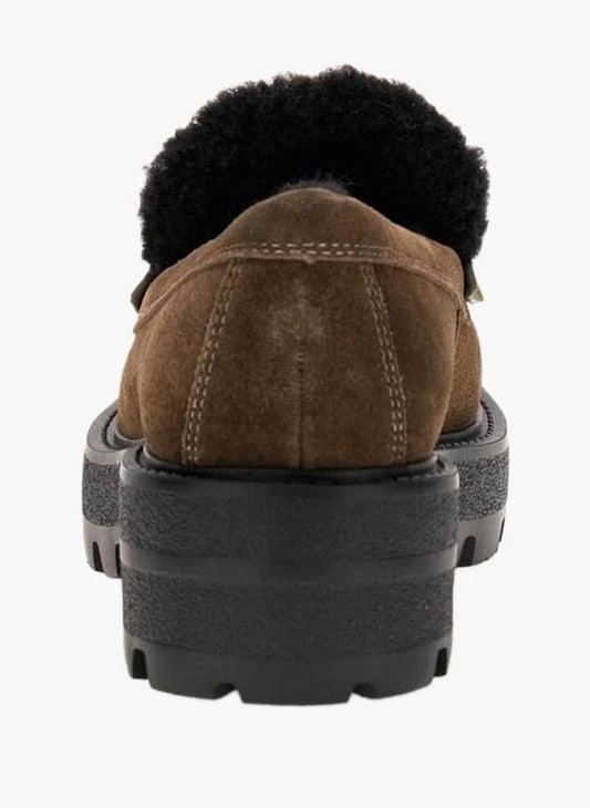 GUESS YANIKAY leather moccasins