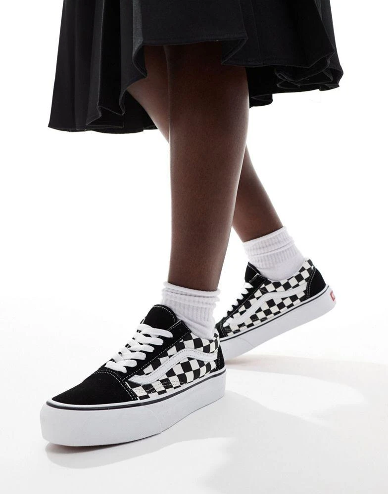 Vans Vans Checkerboard Old Skool Platform trainers in black and white 1