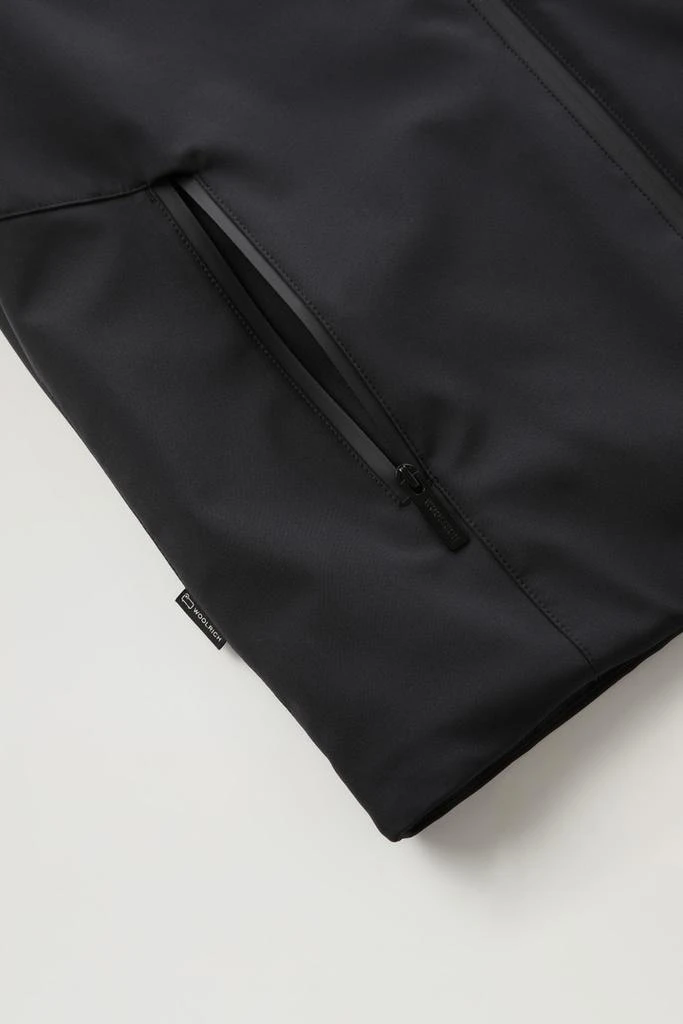 Woolrich Pacific Softshell Jacket - Men - Black 5