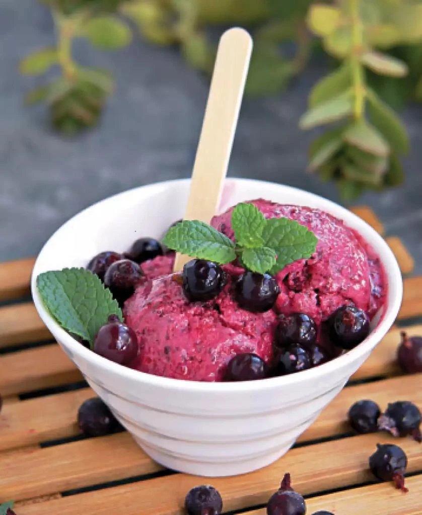 Ninja CREAMi Deluxe 11-in-1 Ice Cream and Frozen-Treat Maker NC501 9