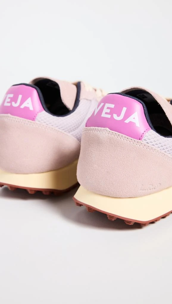 Veja Rio Branco Sneakers 3