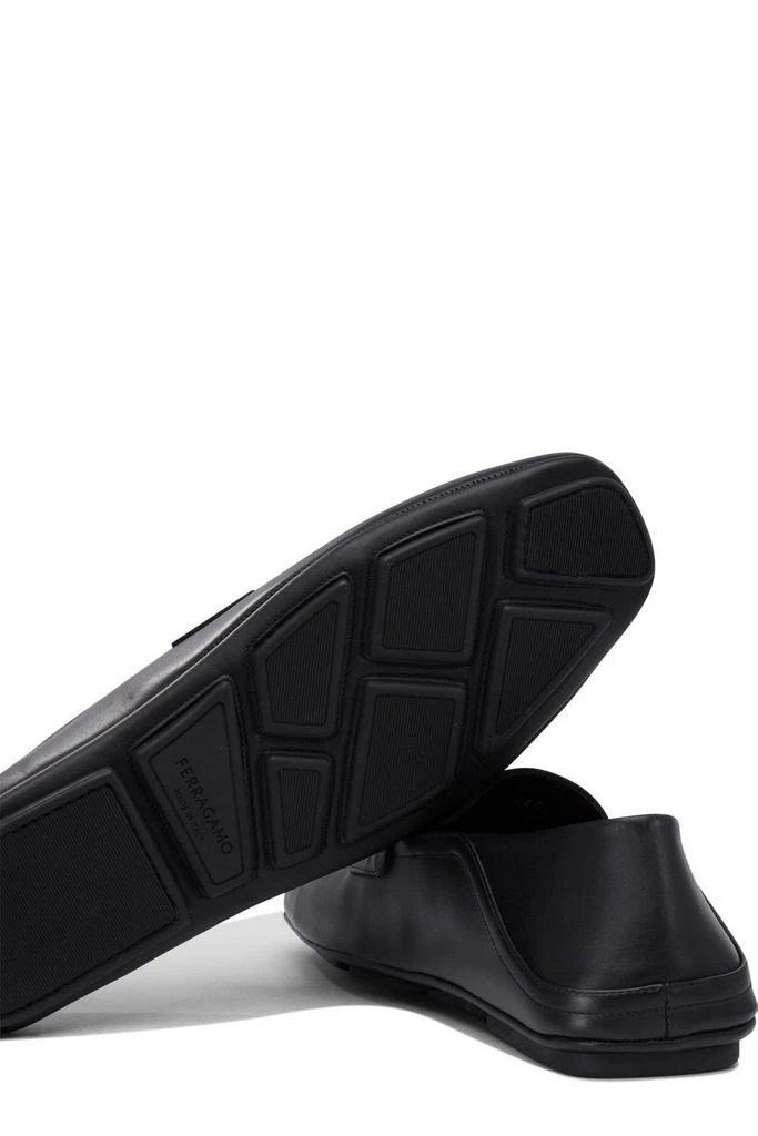 Salvatore Ferragamo Ferragamo Gancini-Plaque Hybrid Driver Loafers 5