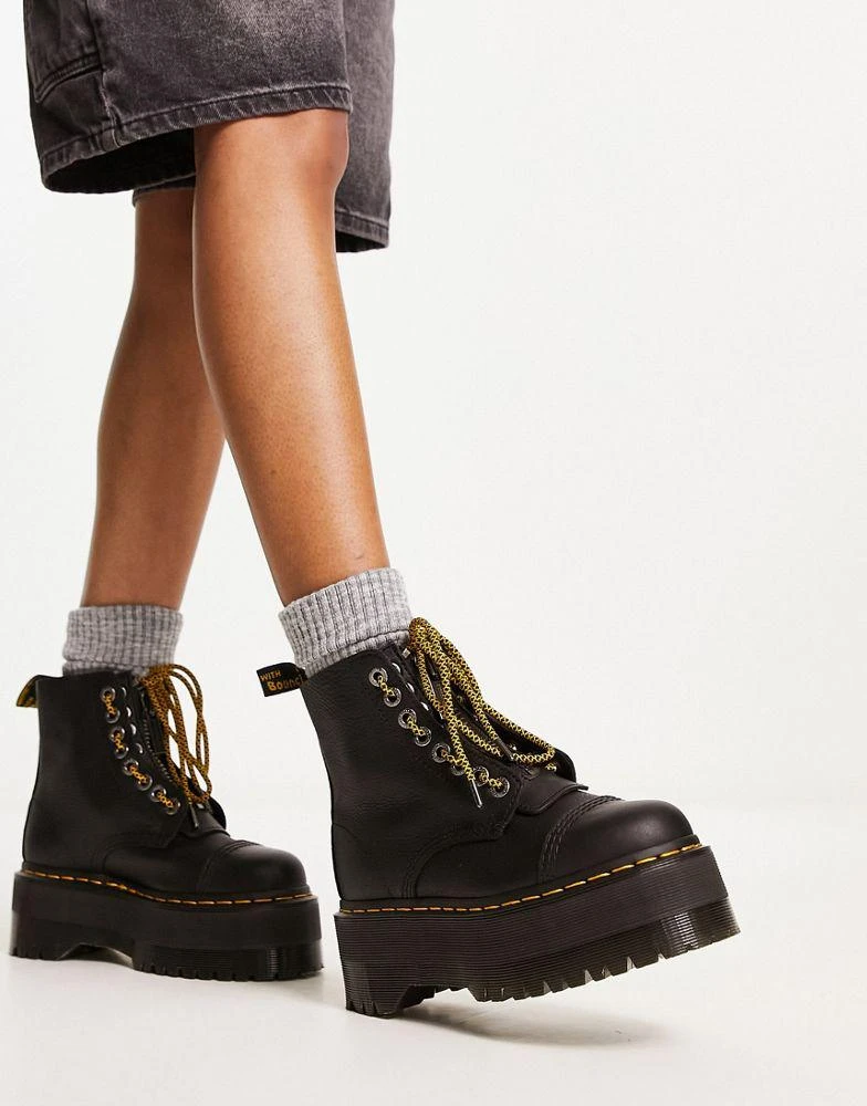 Dr. Martens Dr Martens Sinclair quad max boots in black 1