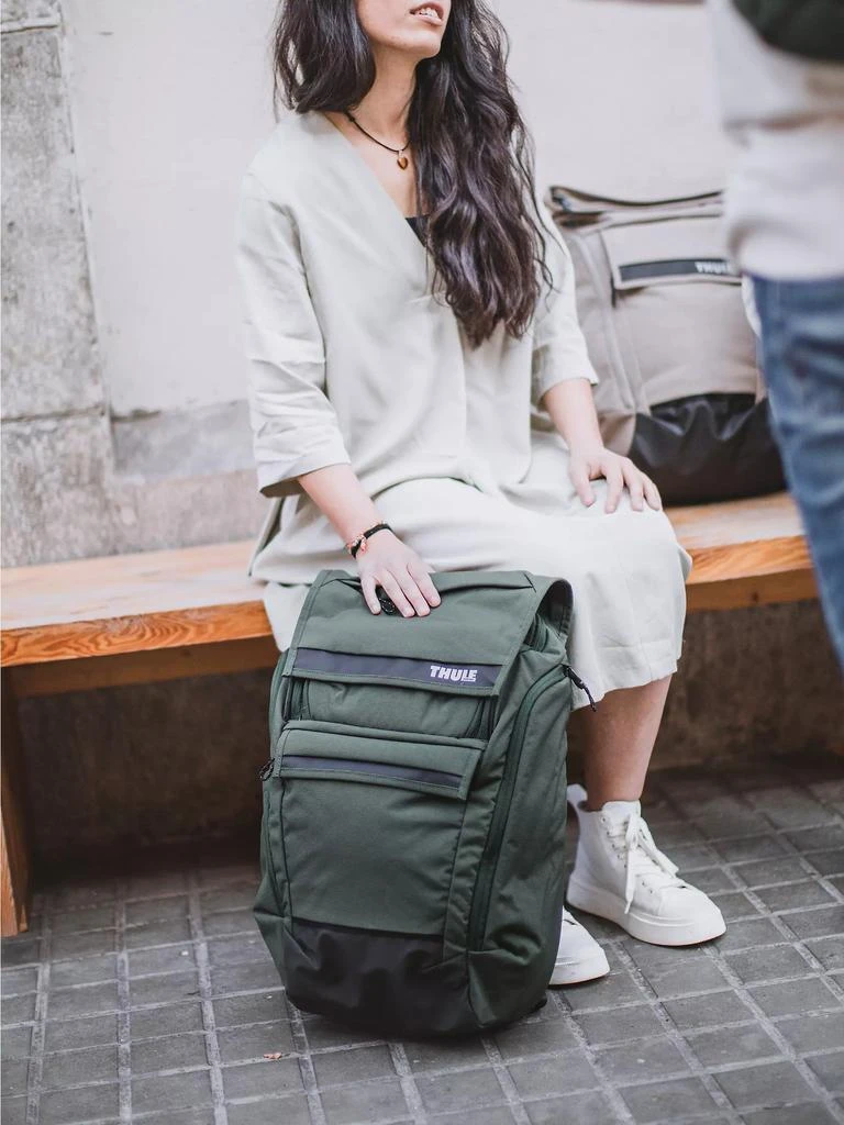 Thule Paramount Laptop 27L Backpack 10