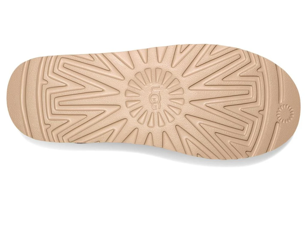 UGG Neumel Crafted Regenerate 3