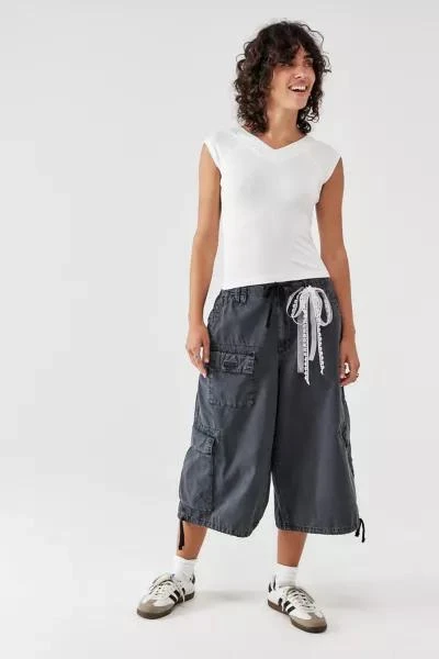 BDG BDG Detroit Washed Black Cropped Cargo Pant 1