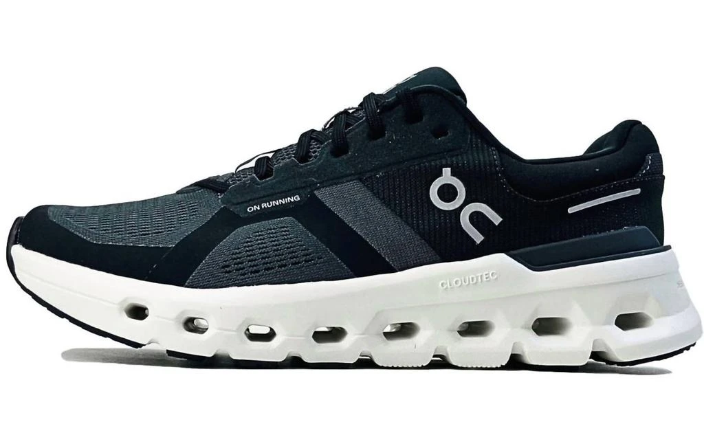 On On - Men
s Cloudrunner 2 Shoe