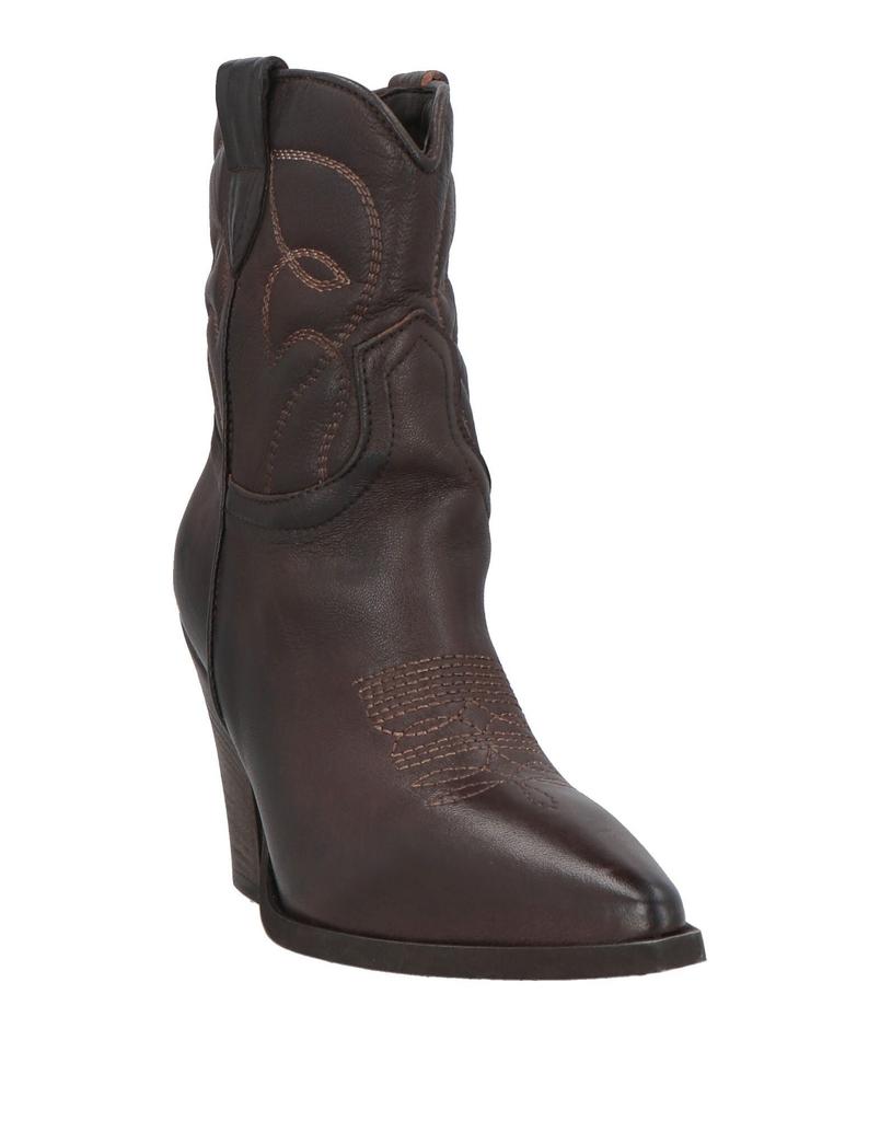 Zoe Ankle boot