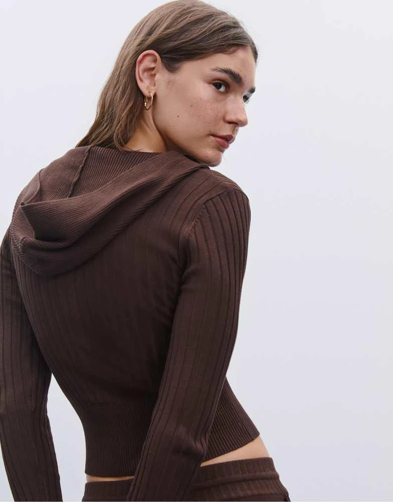 Stradivarius Stradivarius Zip-up knit cardigan in brown 3