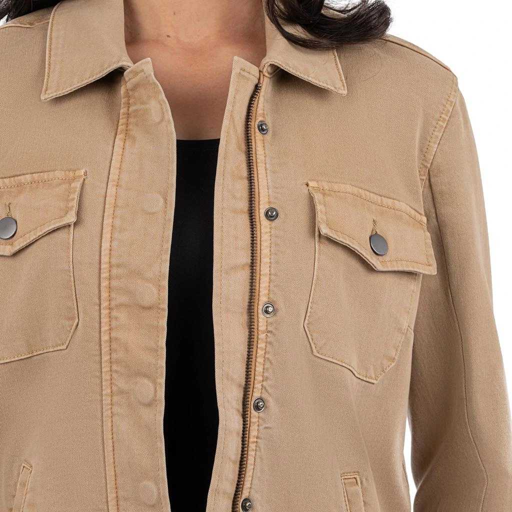 KUT from the Kloth Amanda Boxy Jacket Front Flap Pockets Front Flap Welt Pockets 4